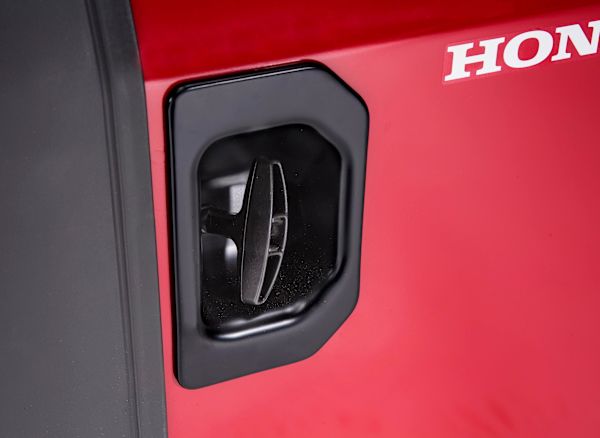 Honda EU3000is Inverter Generator – view 4